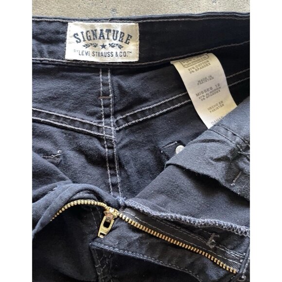 Vintage Levi’s 550 Shorts Women’s Size 12 Blue Denim Relaxed Fit - Picture 10 of 14